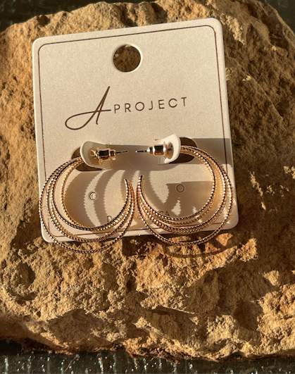 Stella Sculpted Hoops