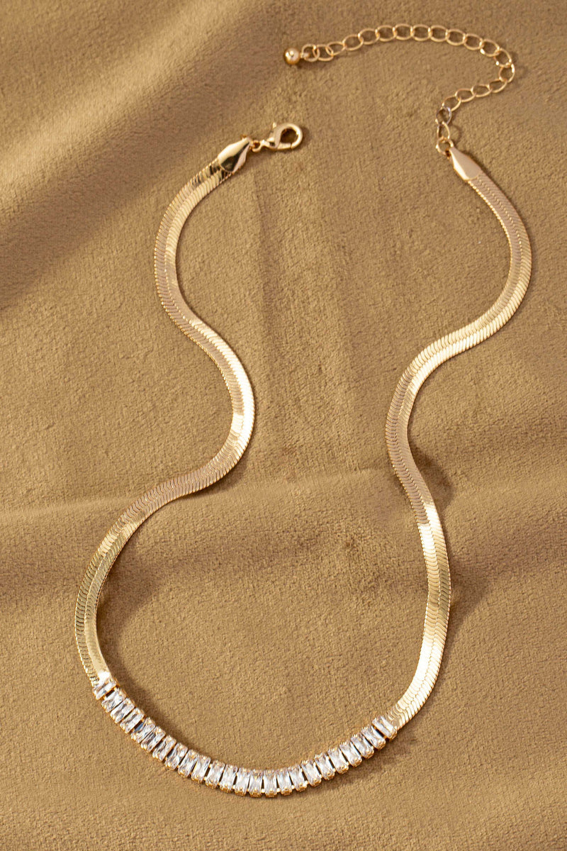 HERRINGBONE CHAIN AND CLEAR RHINESTONE NECKLACE