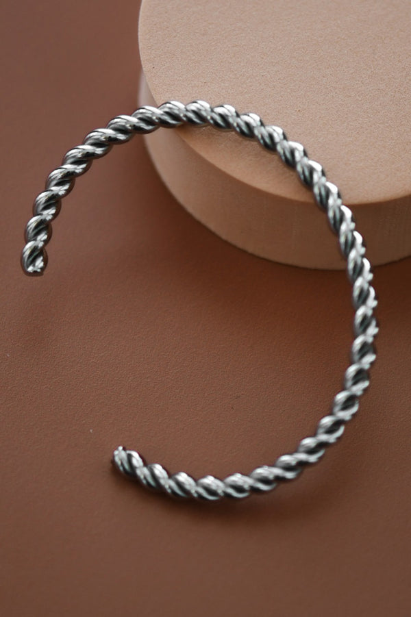 Waterproof Non-Tarnish Stainless Steel Cuff