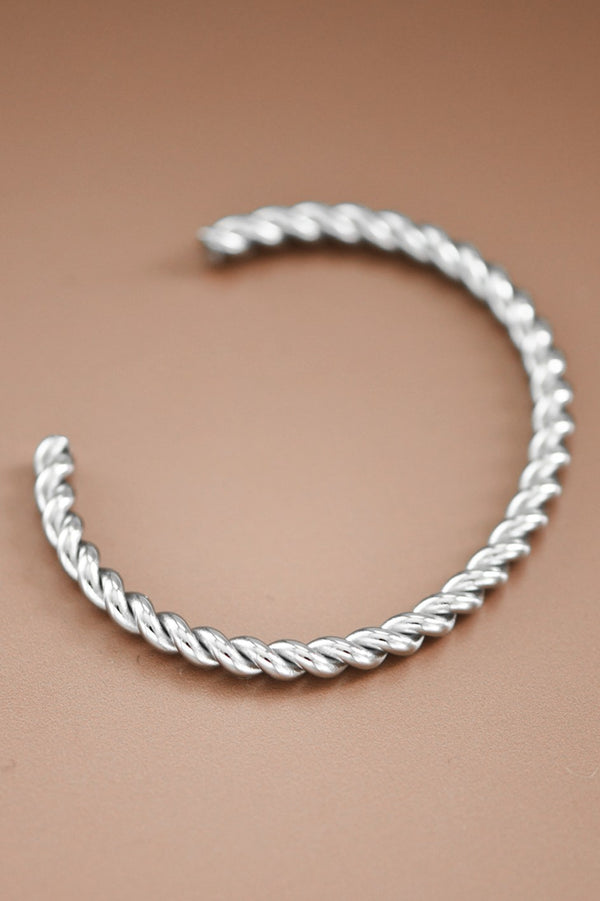 Waterproof Non-Tarnish Stainless Steel Cuff