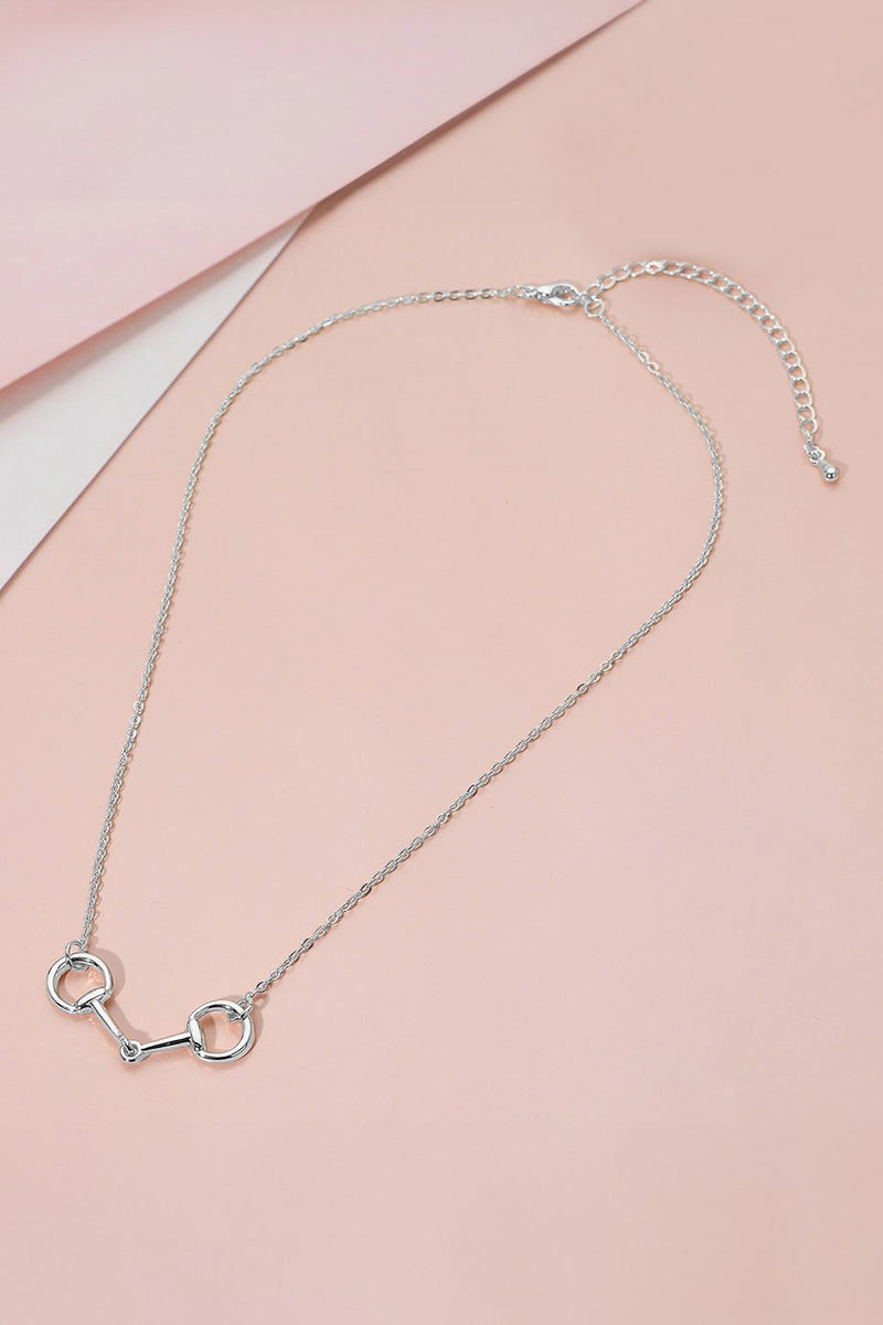 Metal Horsbit Silver Pendant Necklace