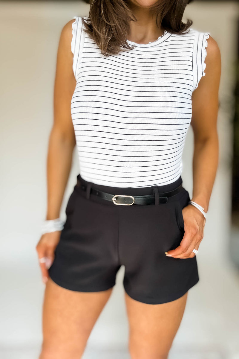 Scuba Pocket Black Shorts With Belt
