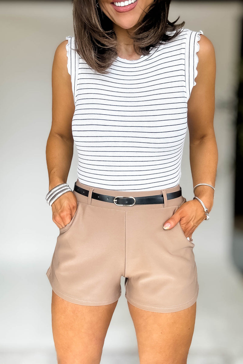 Scuba Pocket Taupe Shorts With Belt