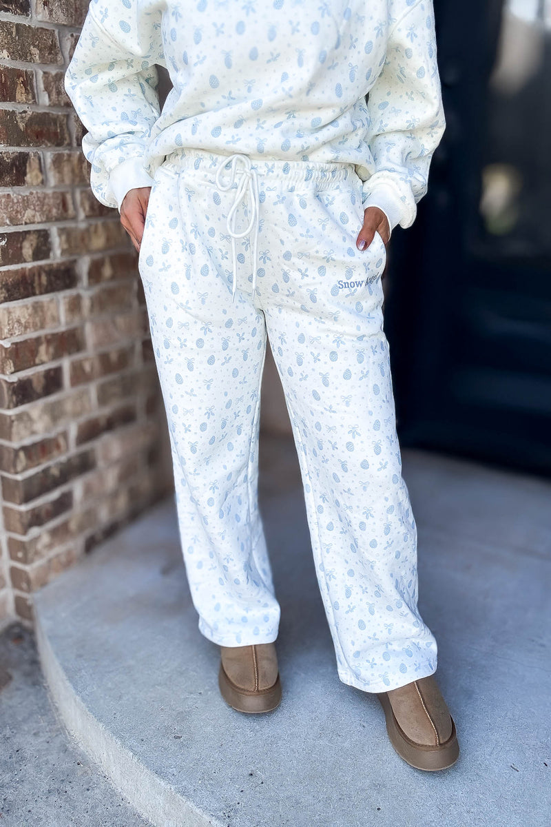 Le Lis Super Soft Snow Angel Sweatpants