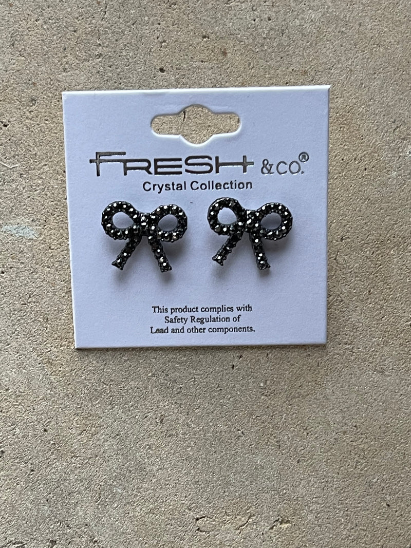 Bow Black Tourmaline Earrings