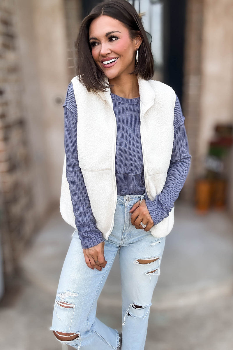 Le Lis Sleeveless Mock Neck Fleece Vest