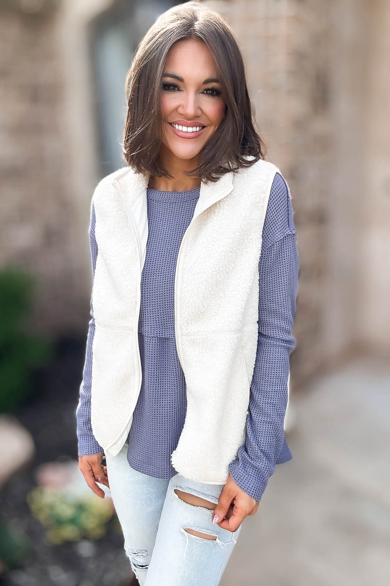 Le Lis Sleeveless Mock Neck Fleece Vest