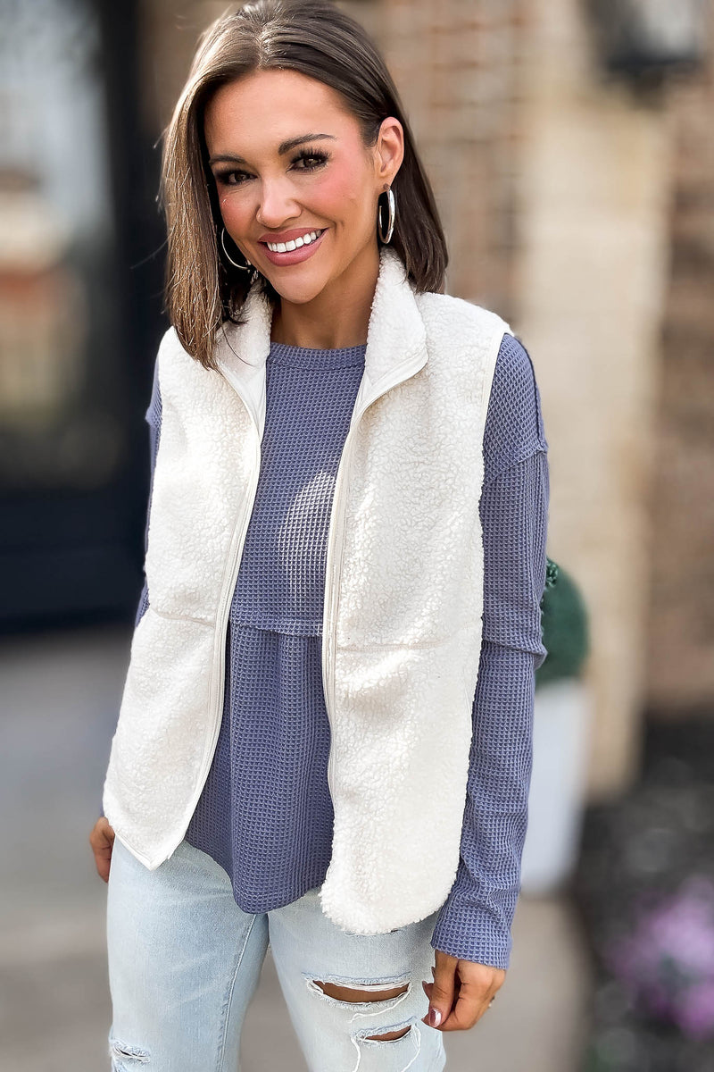 Le Lis Sleeveless Mock Neck Fleece Vest