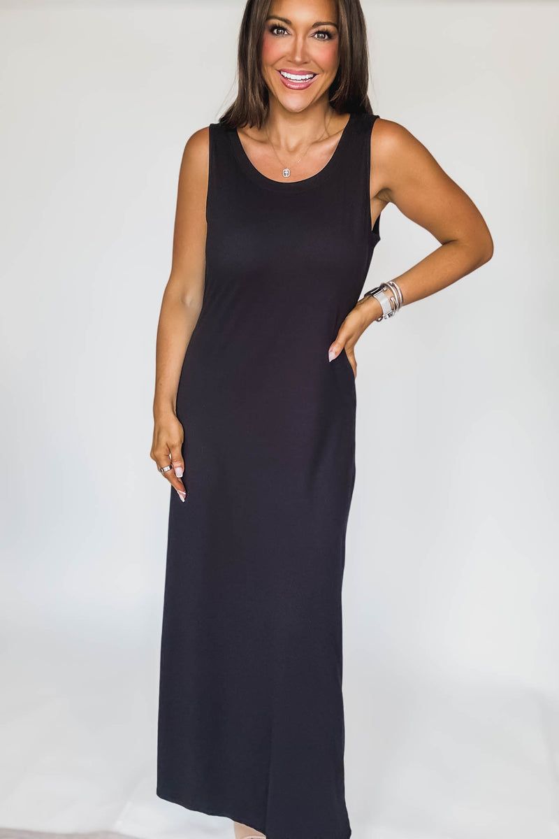 Sleeveless Black Flared Scoop Neck Maxi Dress