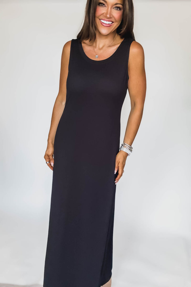 Sleeveless Black Flared Scoop Neck Maxi Dress