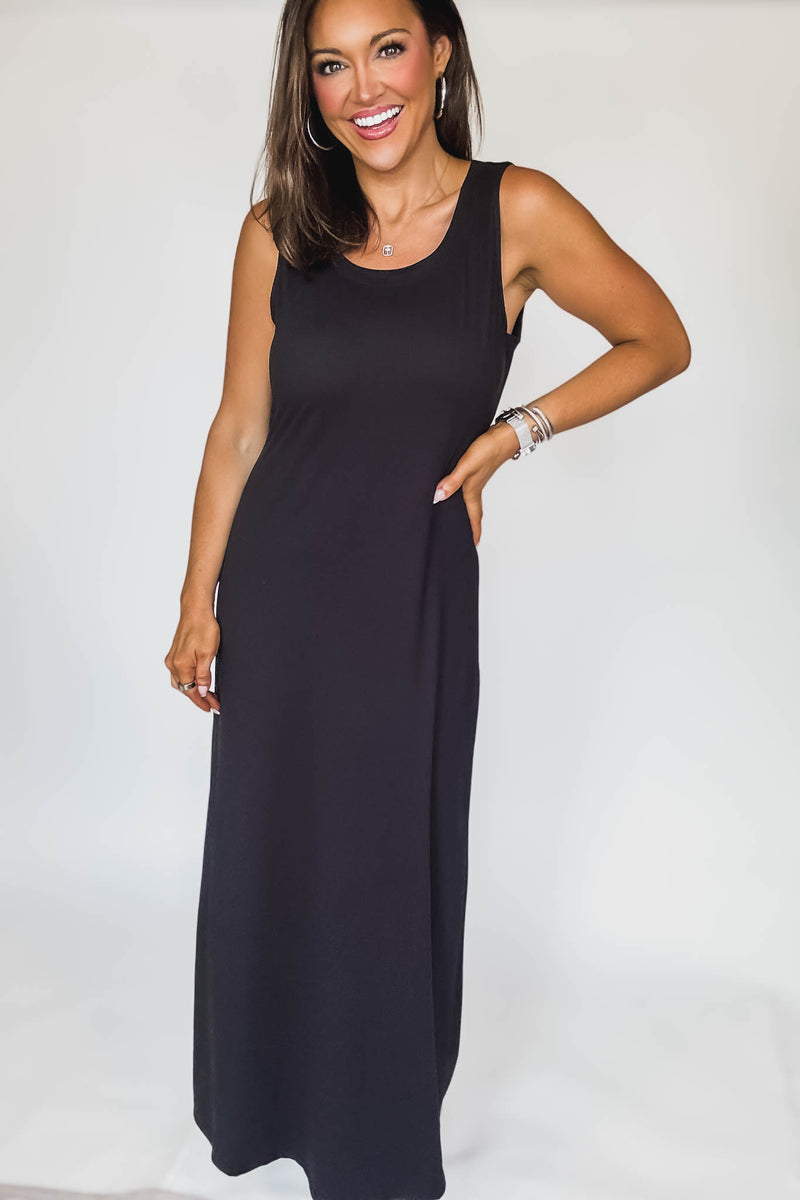 Sleeveless Black Flared Scoop Neck Maxi Dress