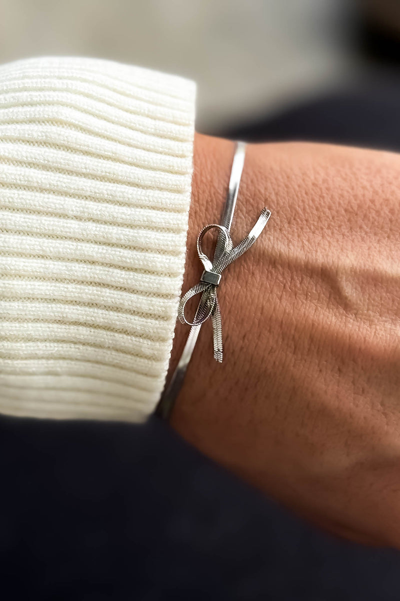 Waterproof Herringbone Silver Chain Bow Bracelet