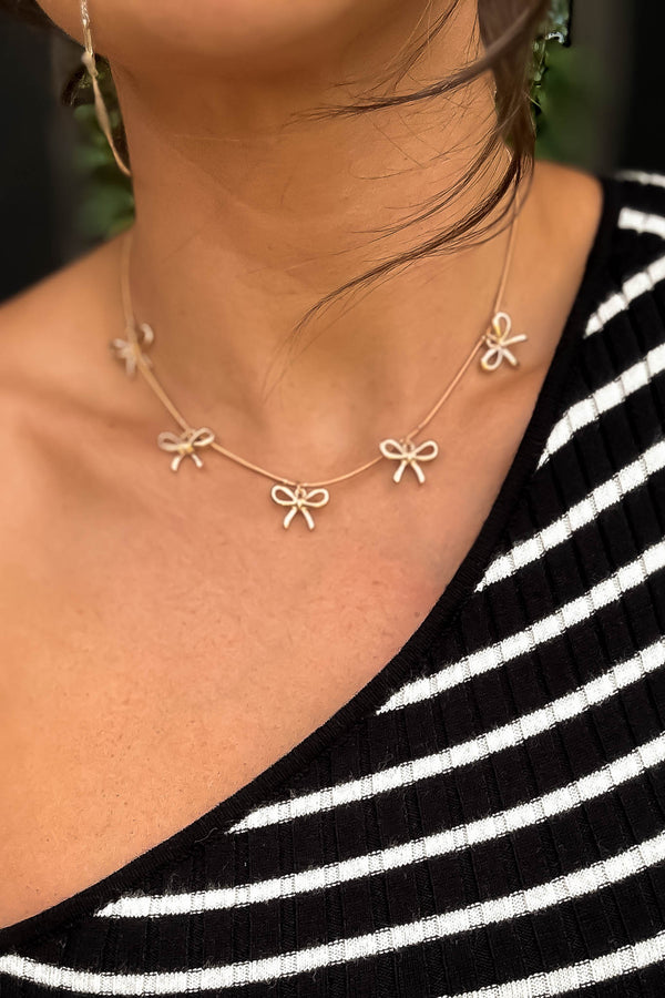 Gold Metal Chain Bow Pendant Necklace