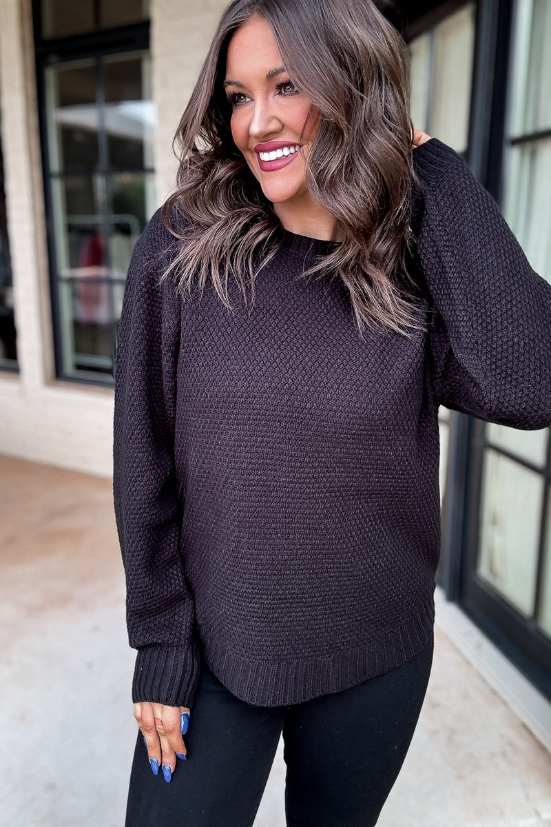 Around The Fire Black Round Neck Basic Sweater