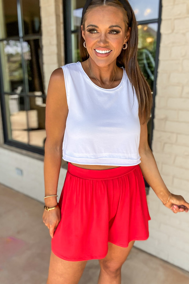 Double-Layered White Edged Cropped Tank Top