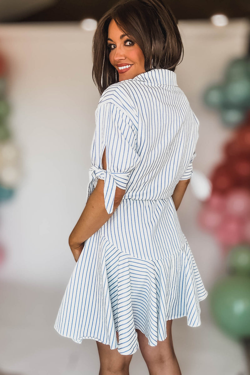 White And Blue 3/4SLEEVE BUTTON DOWN TIE FRONT WAISTED DRESS