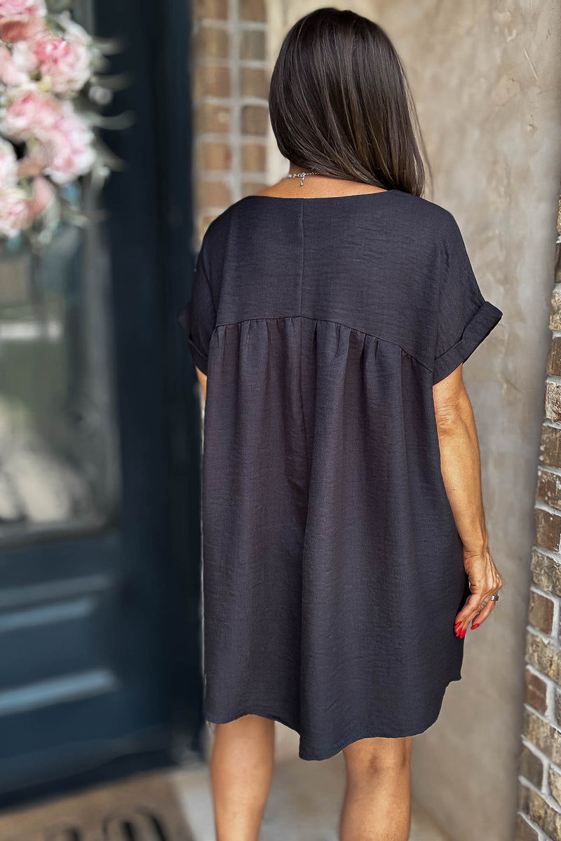 Vacation Ready Black Comfy Dress With Pockets