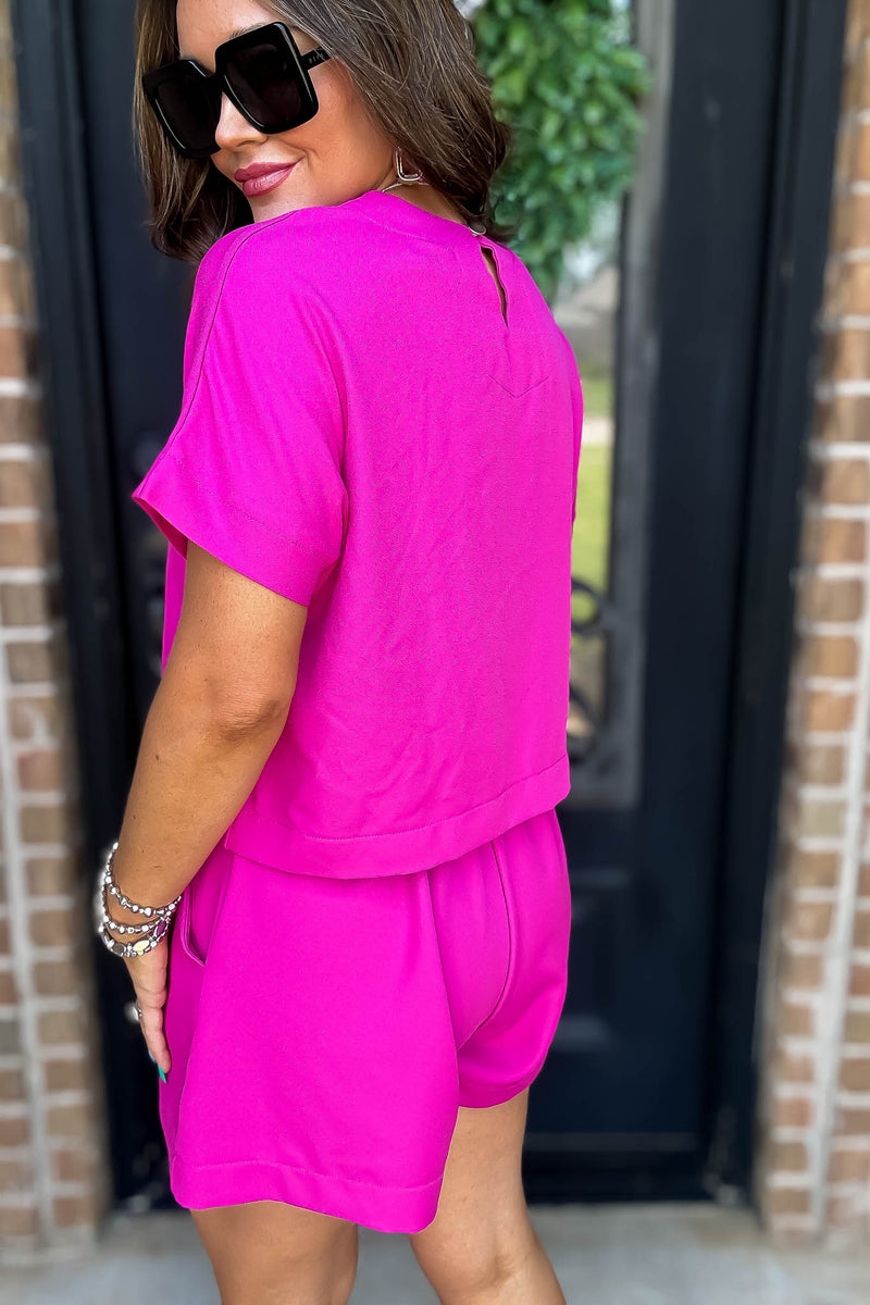 Everyday Radiance Solid Magenta Short Sleeve Top