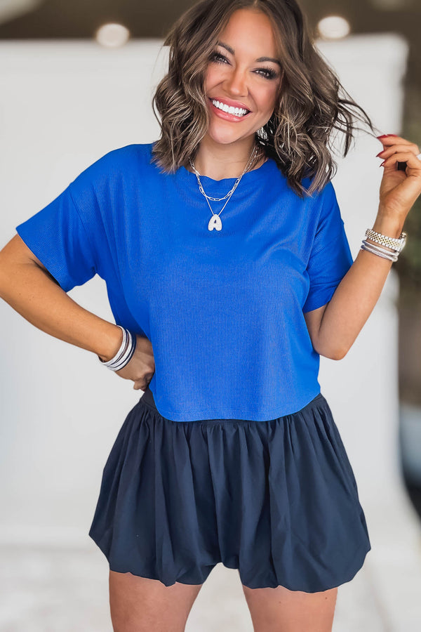 RIBBED CLASSIC BLUE ROUND-NECK CROP BOX TEE