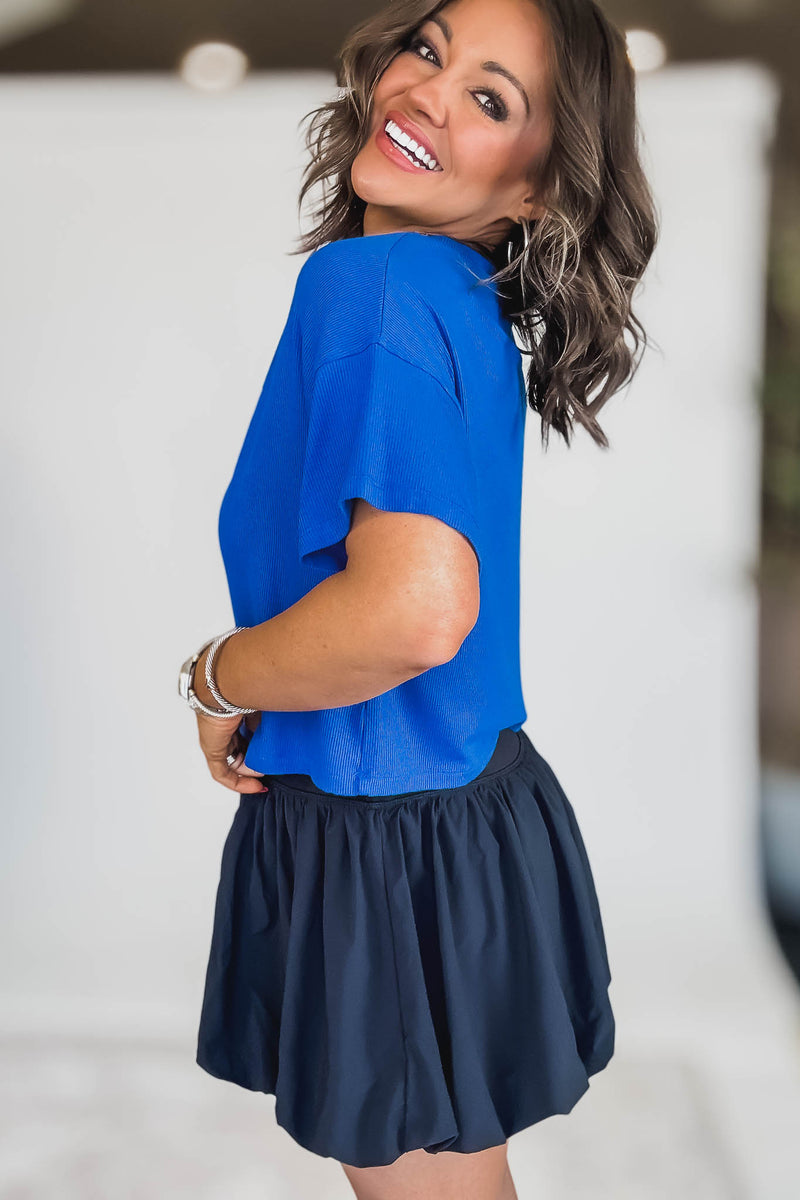 RIBBED CLASSIC BLUE ROUND-NECK CROP BOX TEE