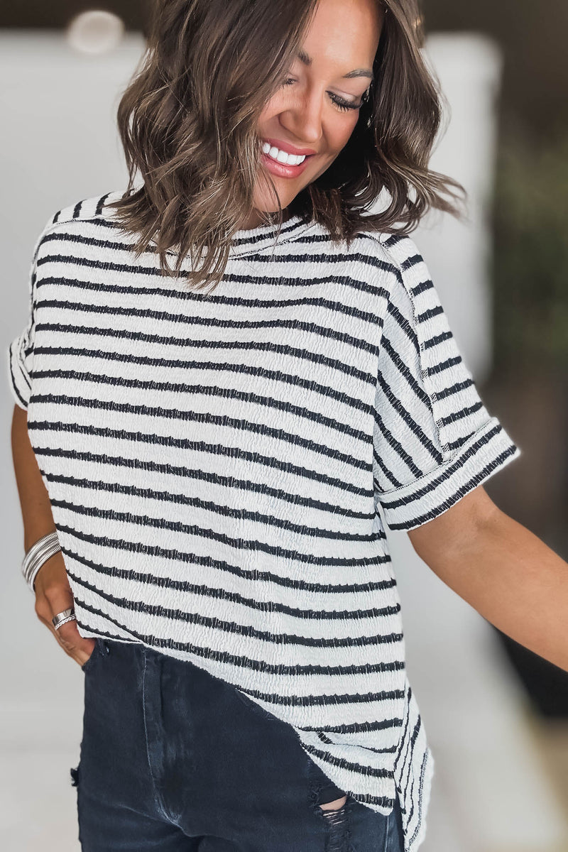 STRIPE BLACK JACQUARD ROUND-NECK BOX TEE
