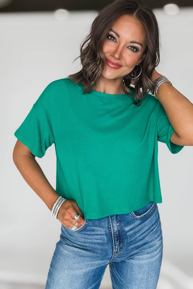 RIBBED KELLY GREEN ROUND-NECK CROP BOX TEE