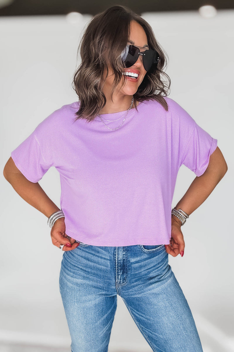 RIBBED LAVENDER ROUND-NECK CROP BOX TEE