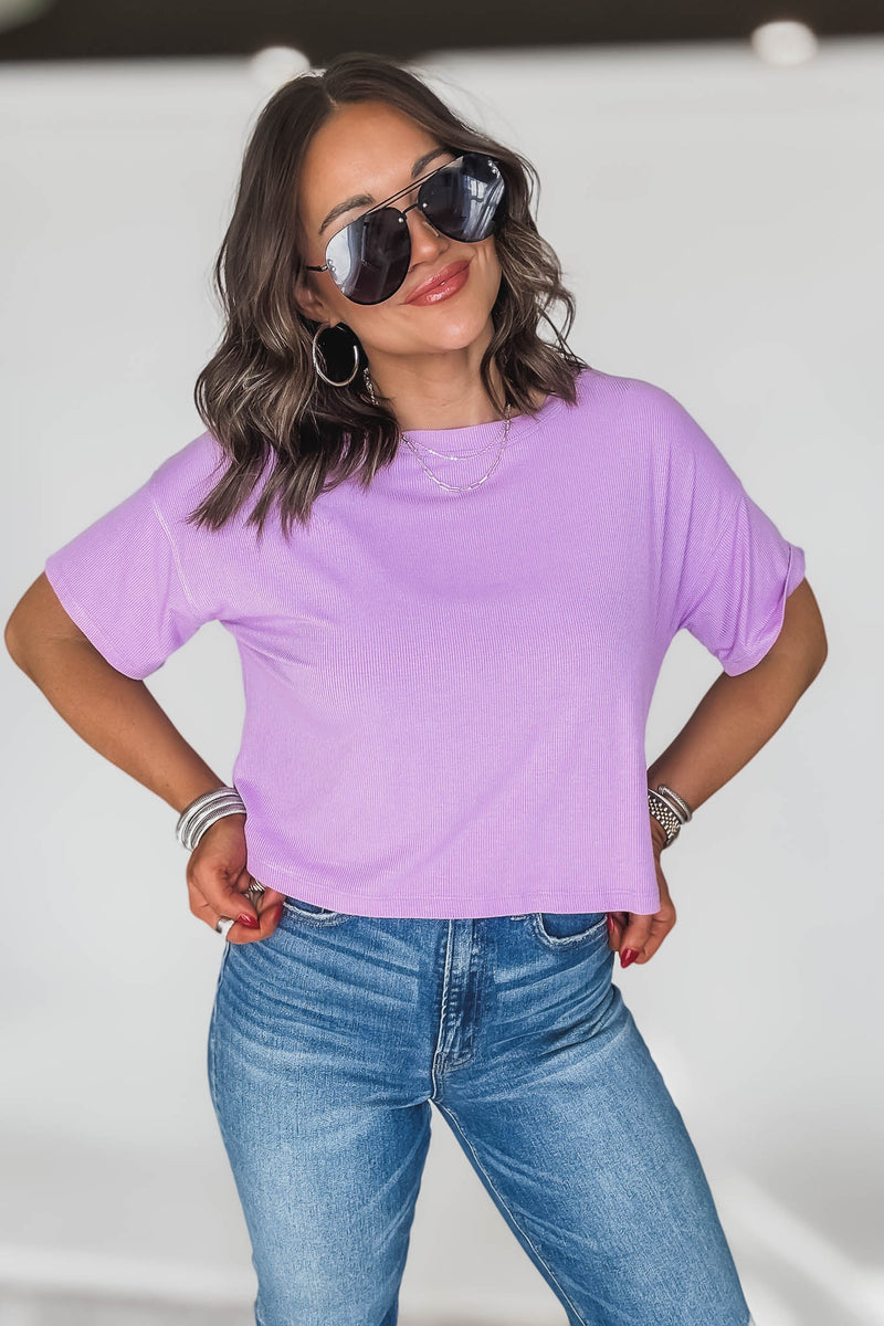 RIBBED LAVENDER ROUND-NECK CROP BOX TEE