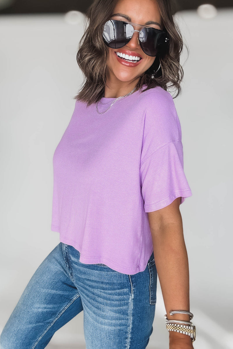 RIBBED LAVENDER ROUND-NECK CROP BOX TEE