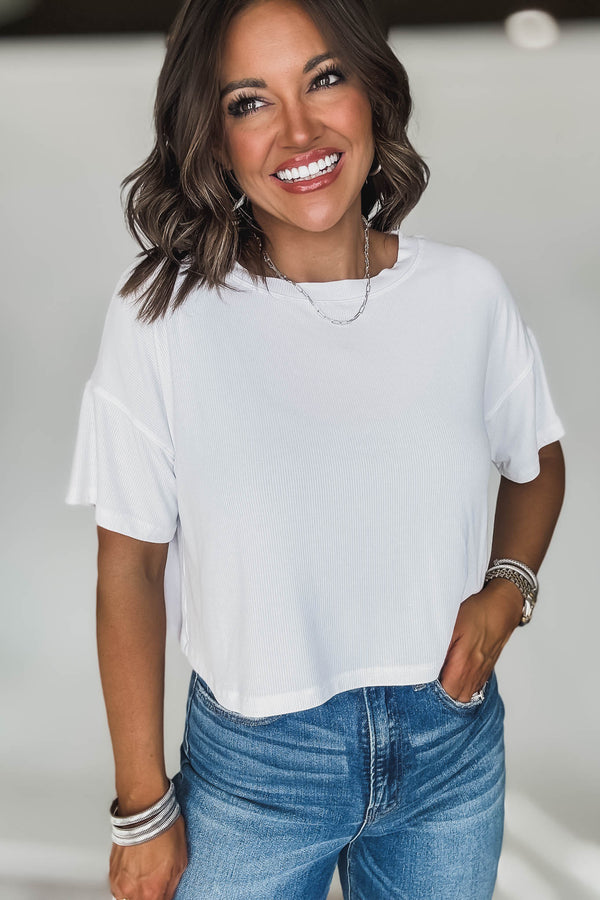 RIBBED WHITE ROUND-NECK CROP BOX TEE