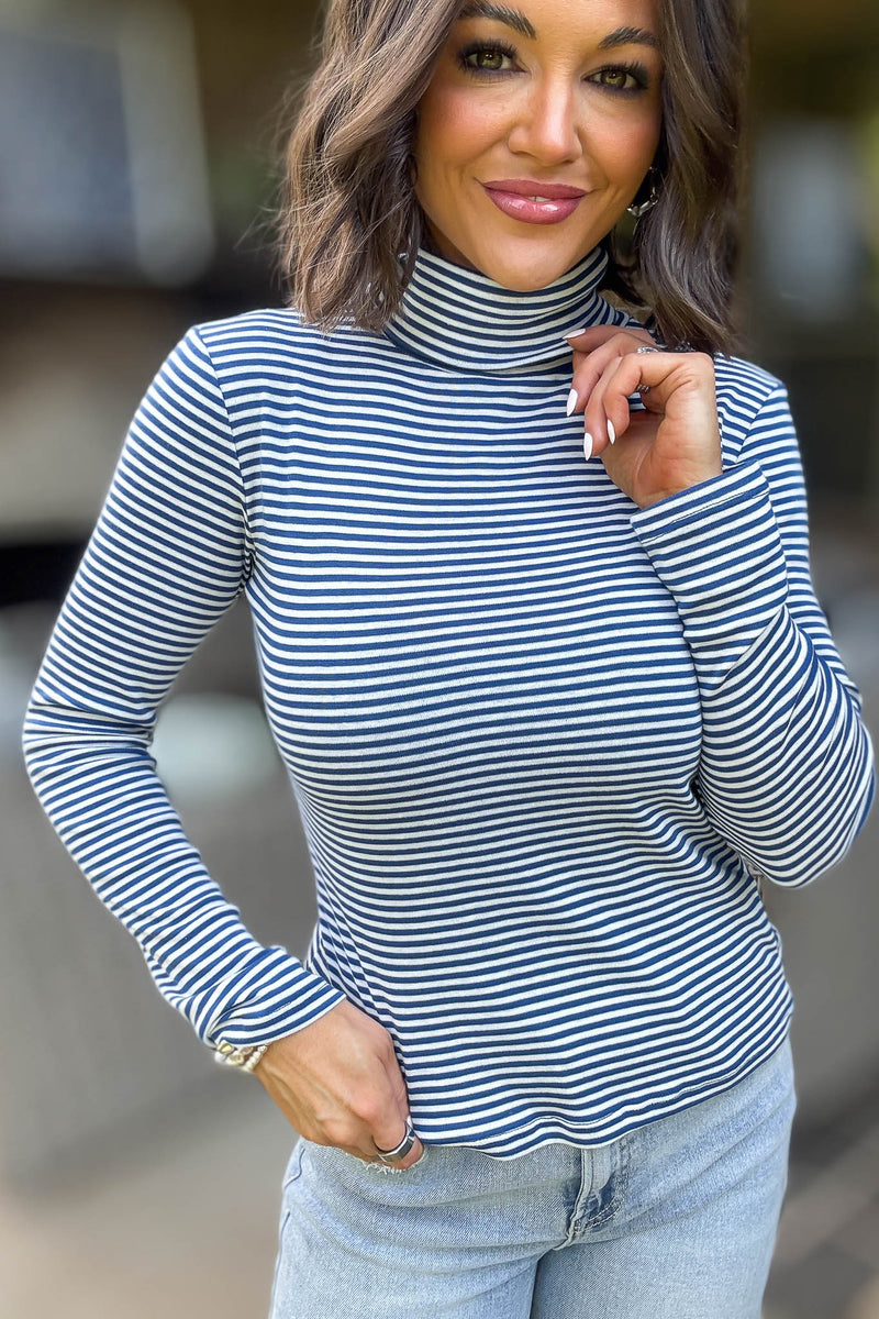 Long Sleeve Blue And White Turtle Neck Stripe Top