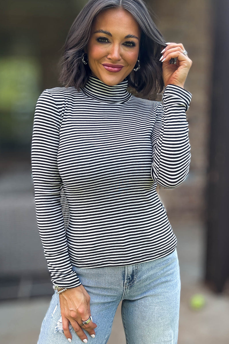 Long Sleeve Black And White Turtle Neck Stripe Top