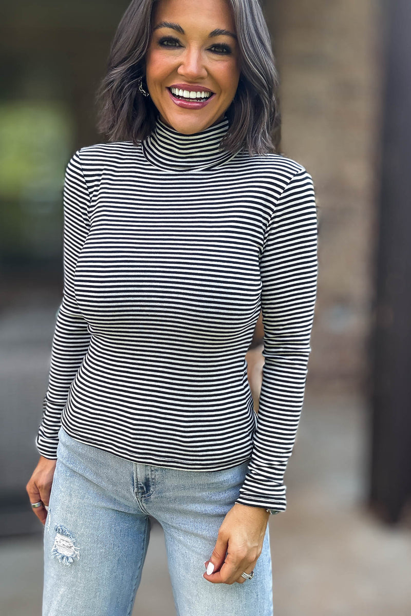 Long Sleeve Black And White Turtle Neck Stripe Top