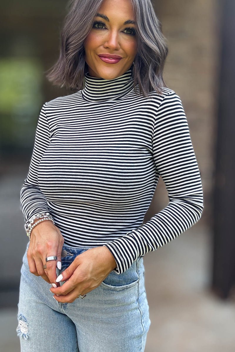 Long Sleeve Black And White Turtle Neck Stripe Top