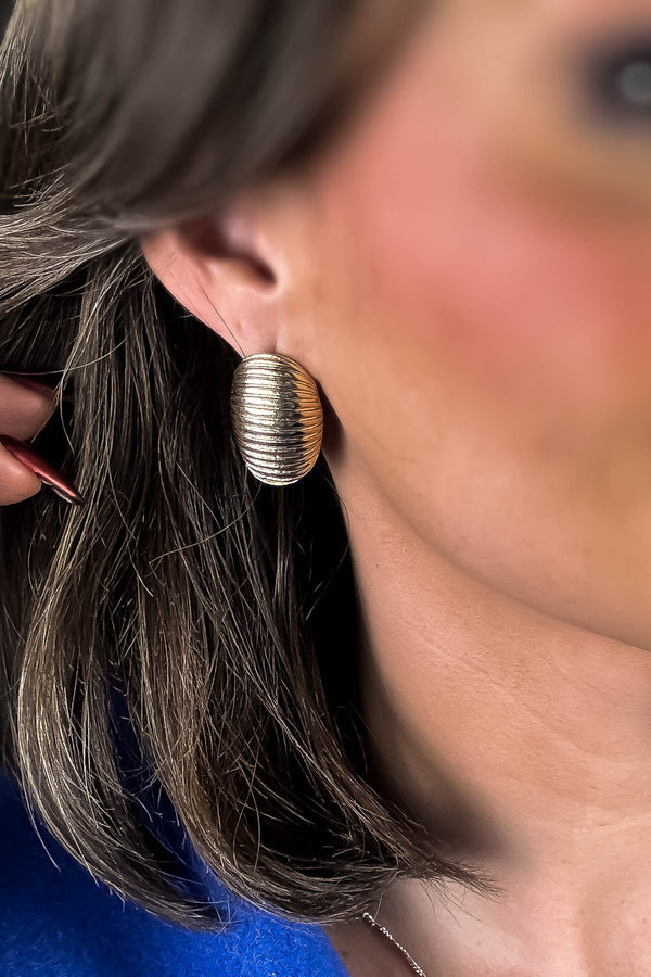 Gold Ribbed Earrings