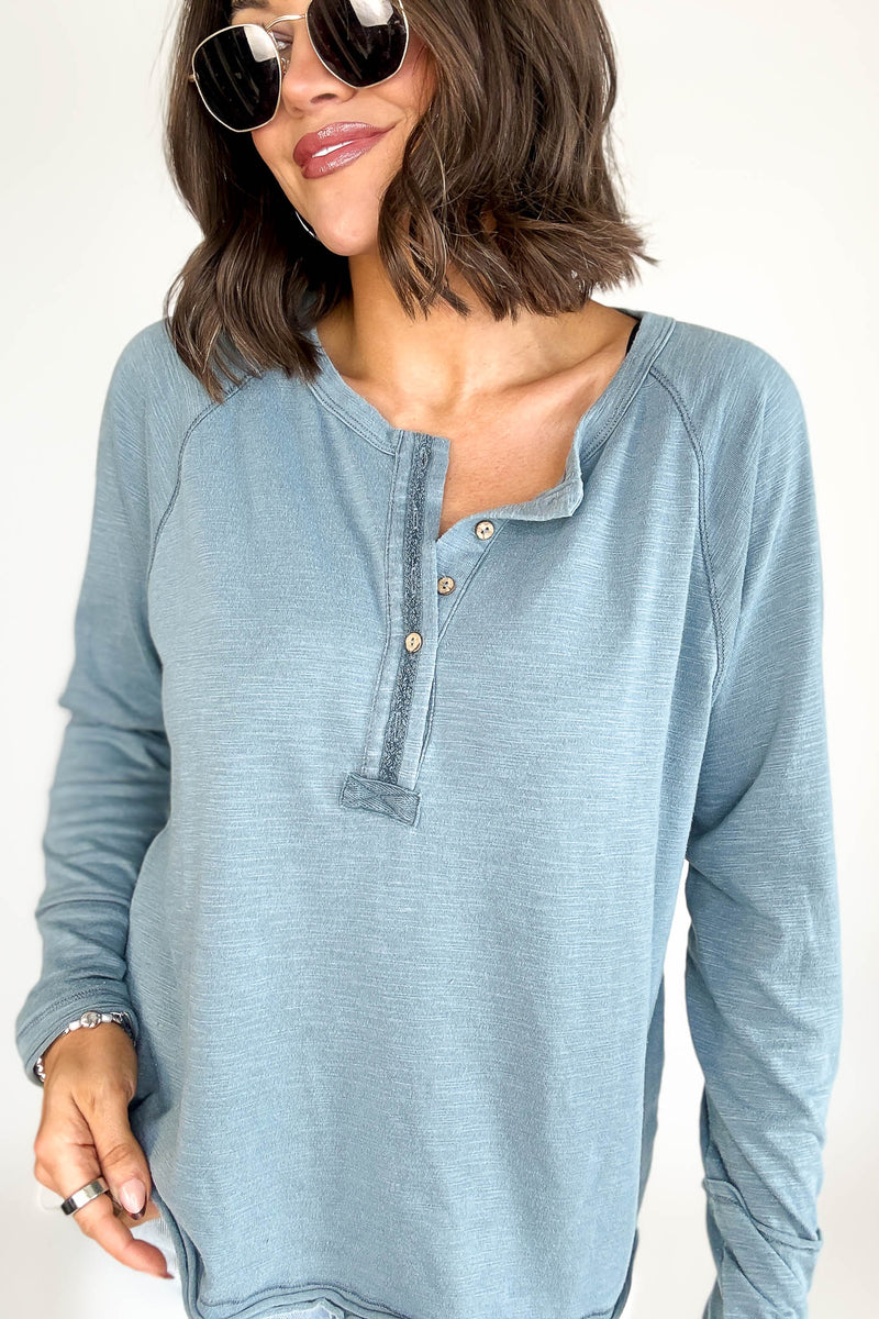 Chambray Garment Dye Raglan Sleeve Henley