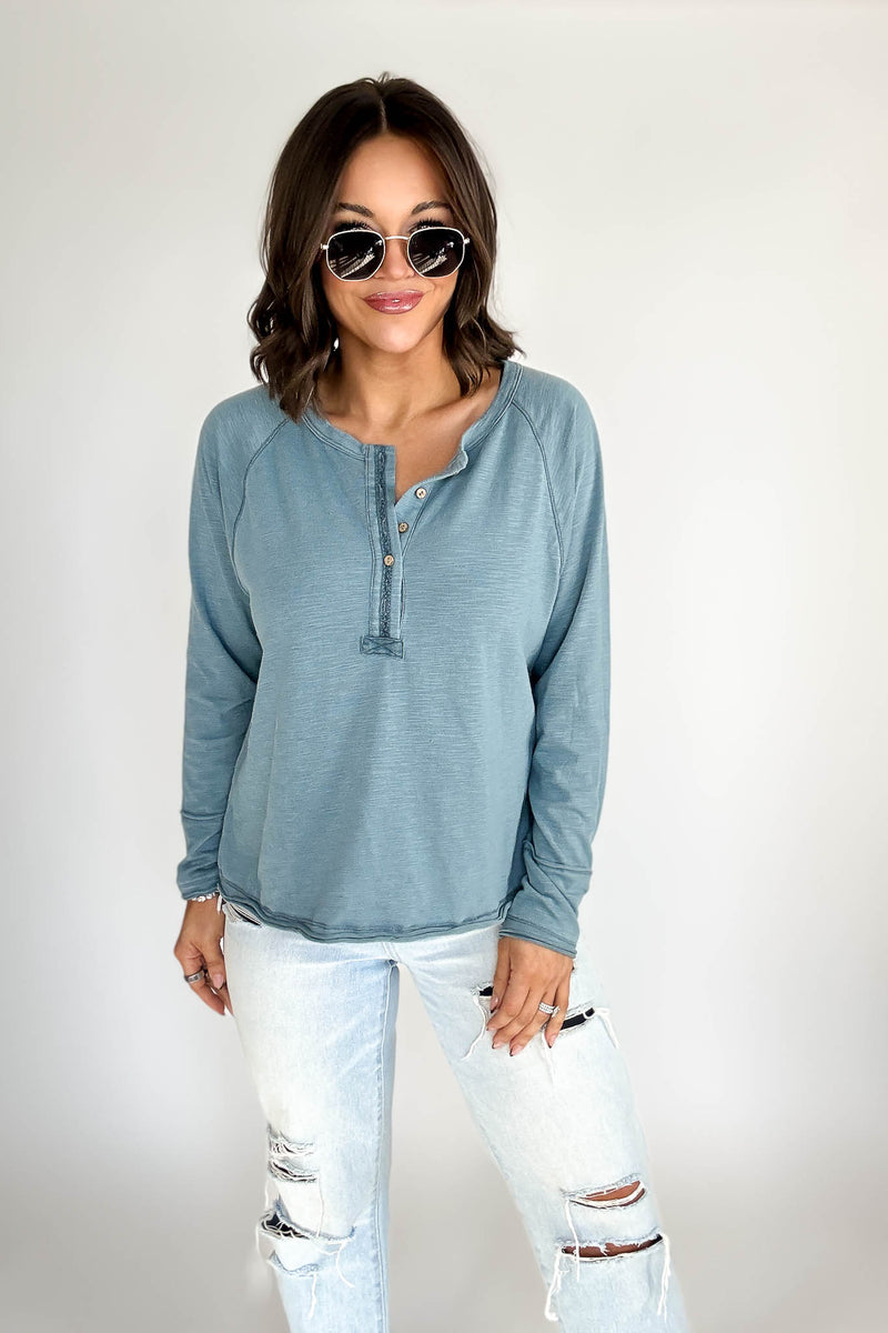 Chambray Garment Dye Raglan Sleeve Henley
