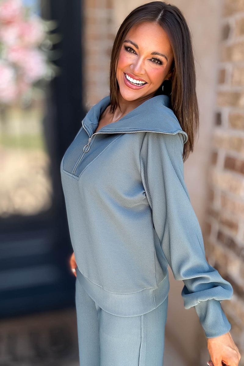 Accolade Ash Jade Ribbed High Neck Half Zip Pullover