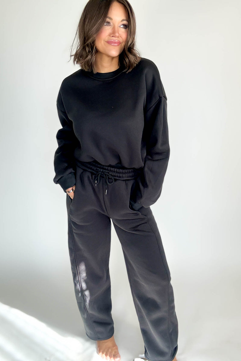 Cozy Black Sweatshirt Top