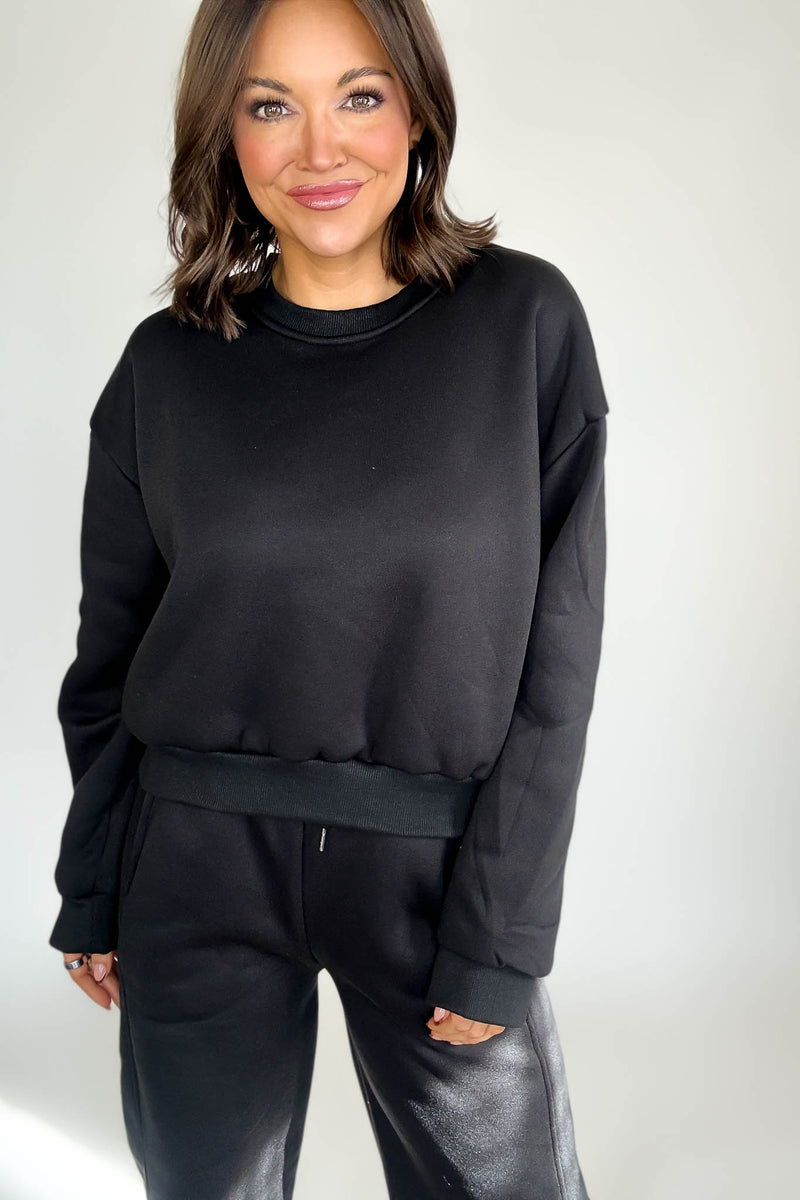 Cozy Black Sweatshirt Top