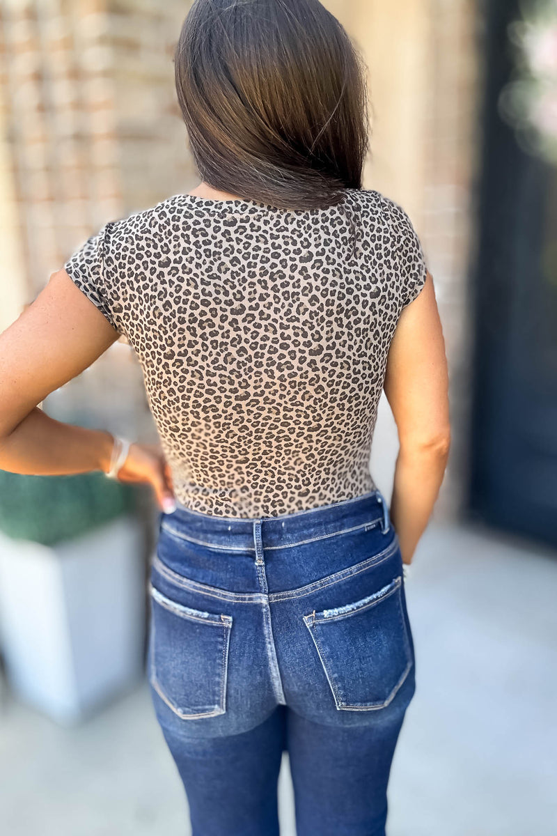 Leopard Round Neck Short Sleeve Knit Bodysuit