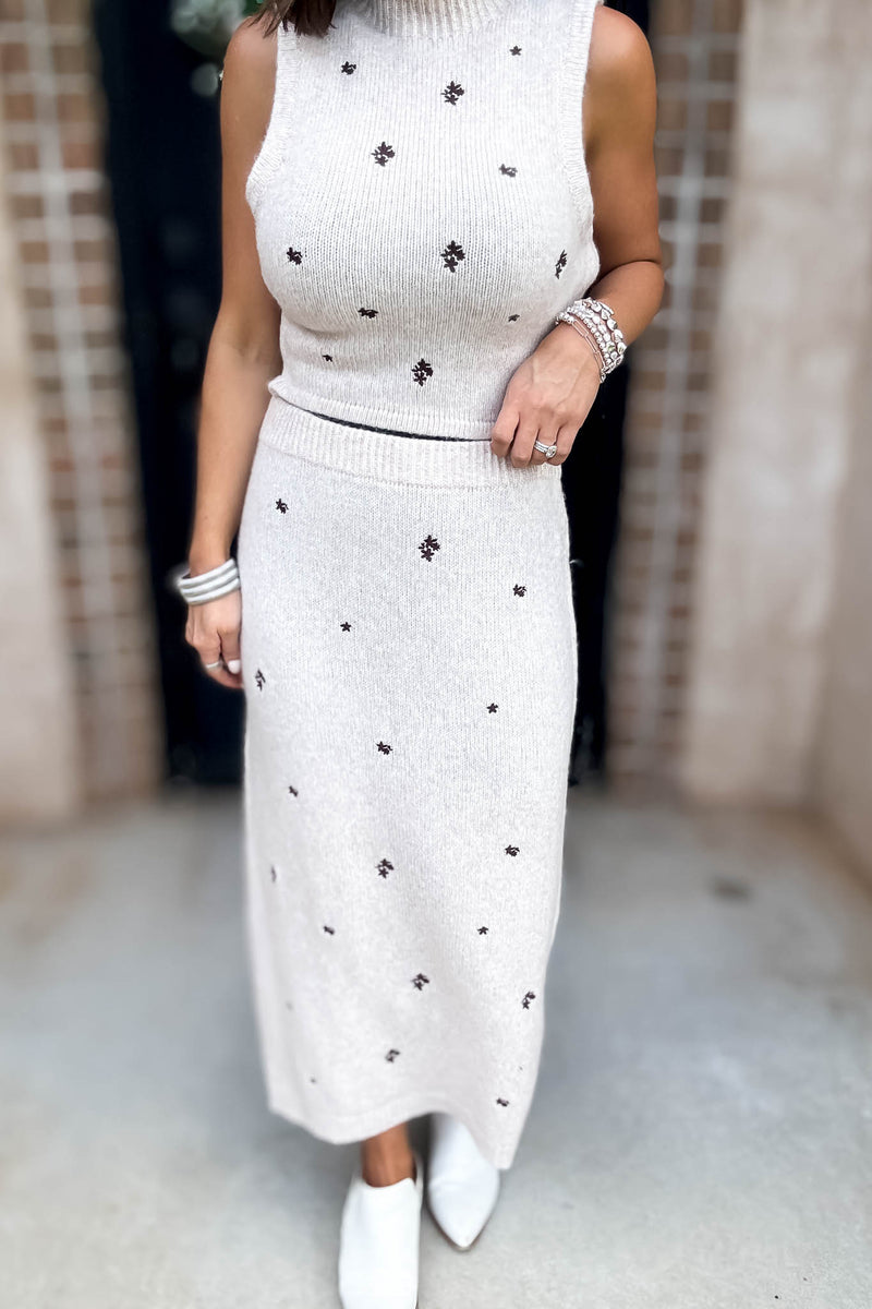 Le Lis Embroidery Detail Midrise Midi Skirt