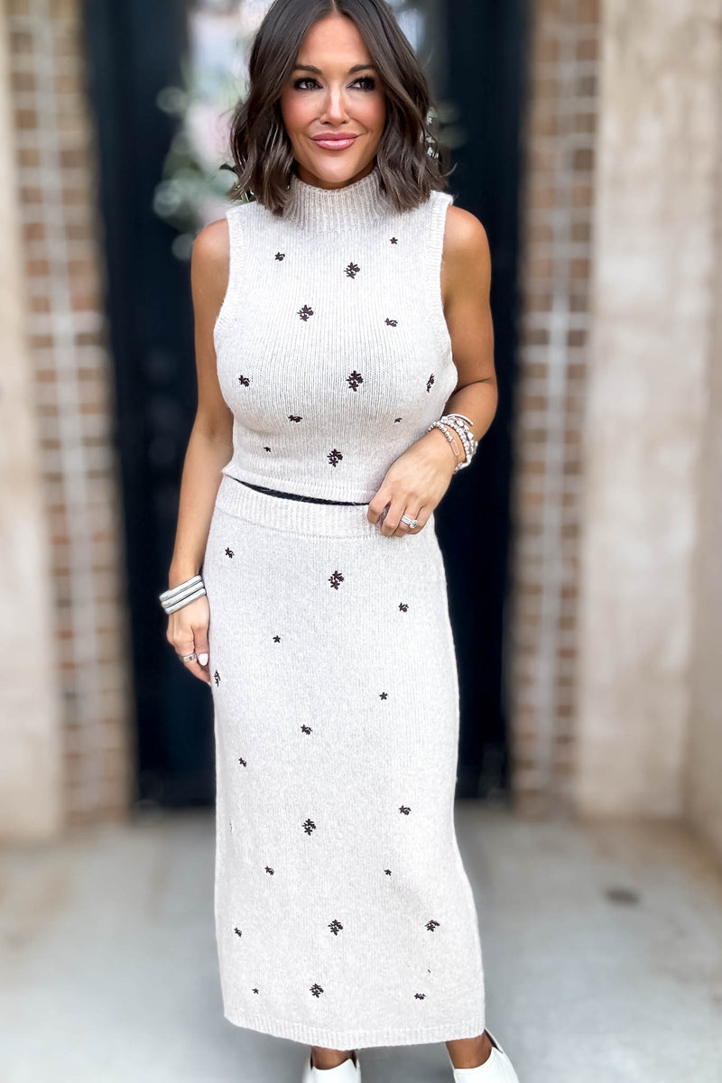 Le Lis Embroidery Detail Midrise Midi Skirt