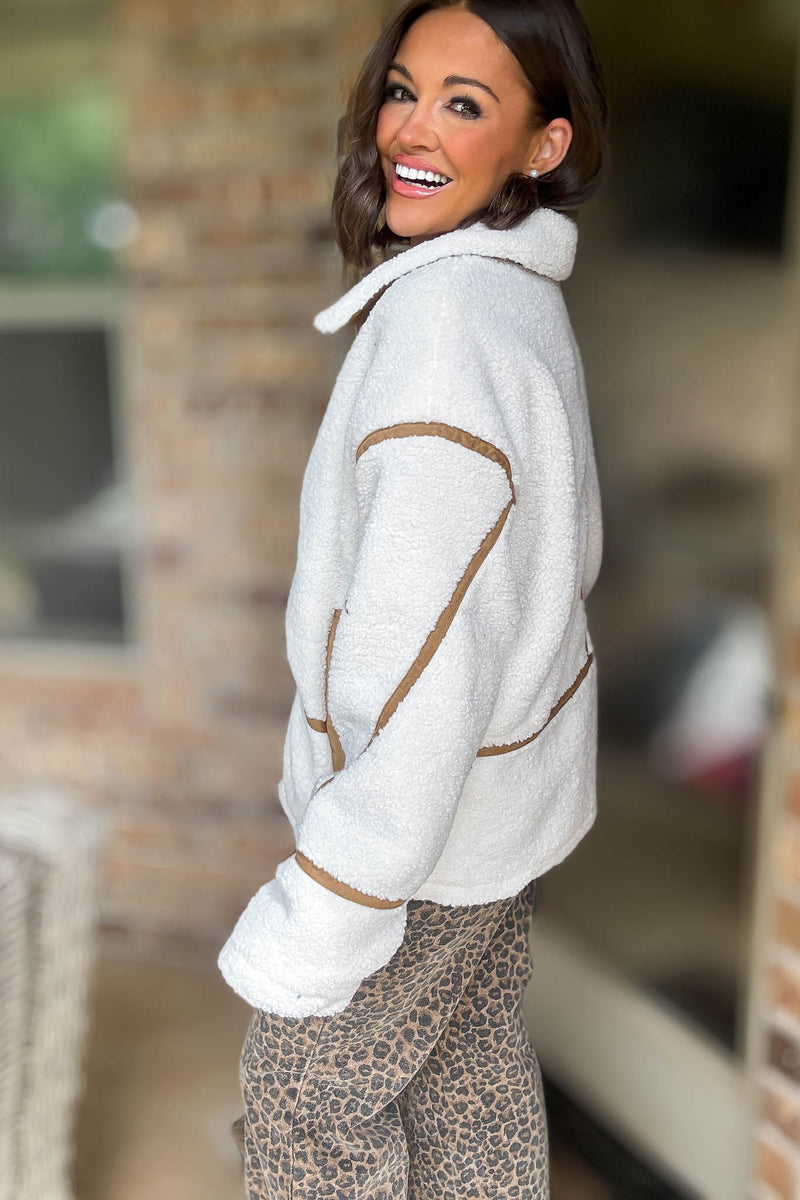 Le Lis Ivory Lapel Collar Jacket With Front Zip Closure