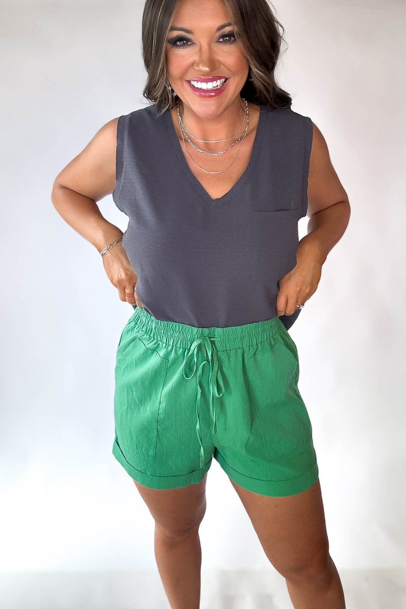 Kelly Green Textured Solid Drawstring Waist Shorts