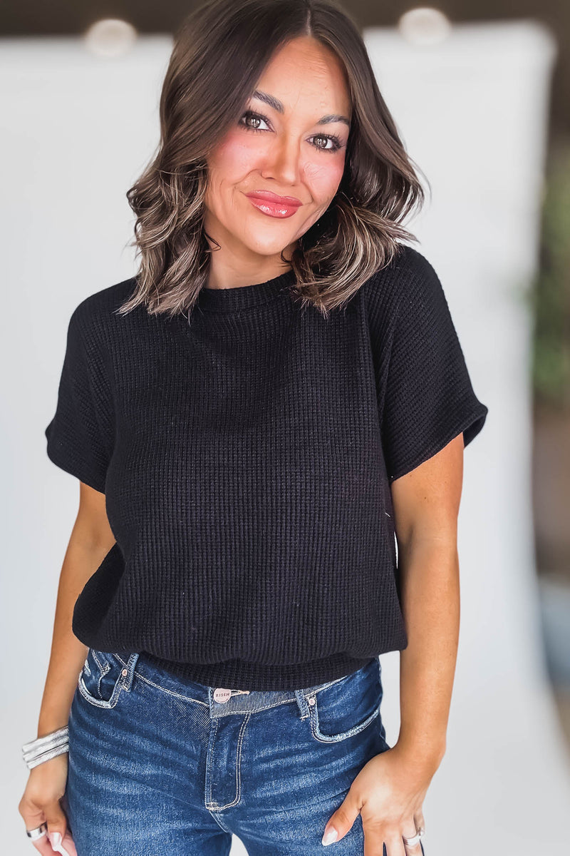Round Neck Black Banded Botton Short Sleeve Sweater