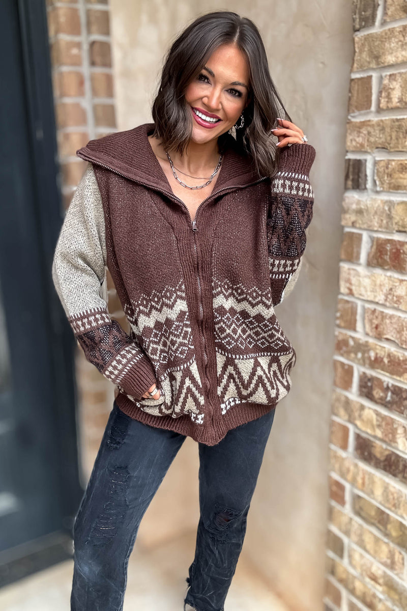 Brown Zipper Closure Front Pockets Print Sweater