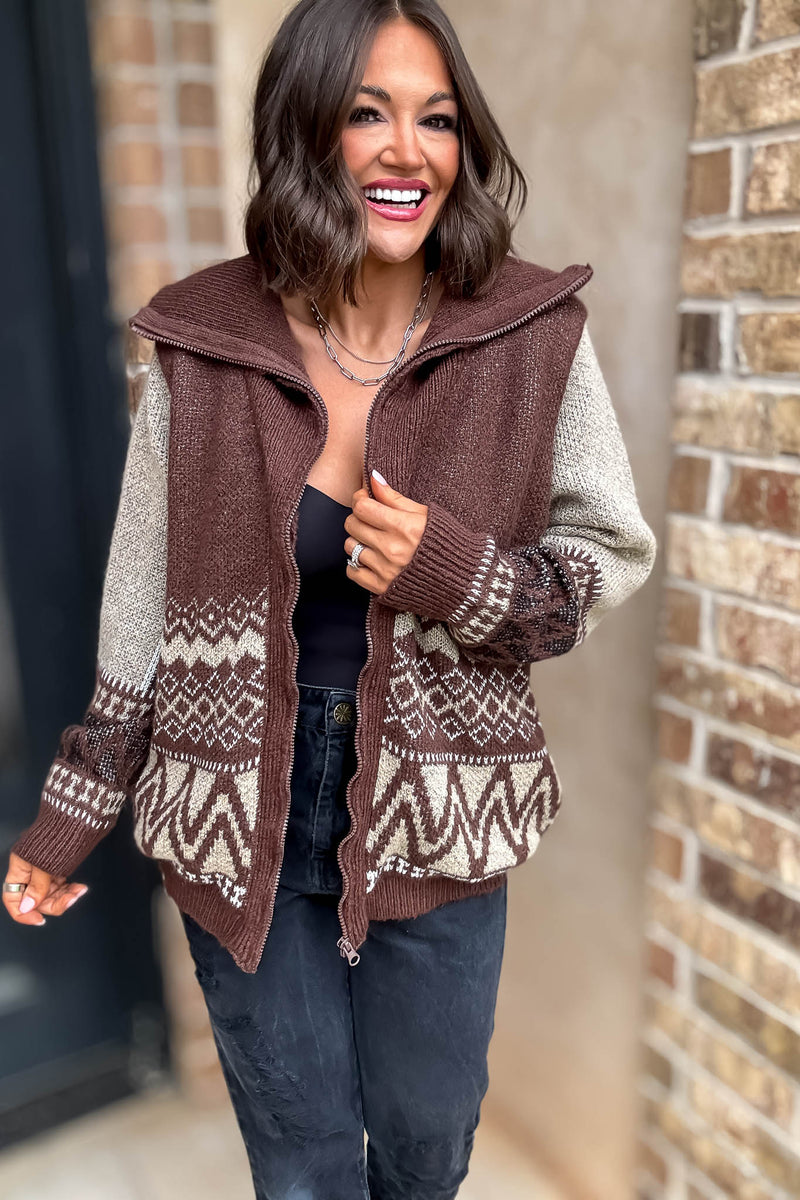 Brown Zipper Closure Front Pockets Print Sweater