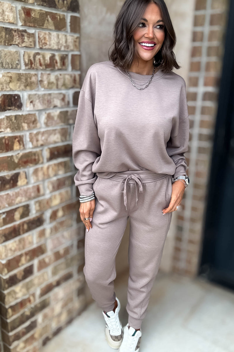 Crew Neck Cocoa Scuba Crewneck Pullover
