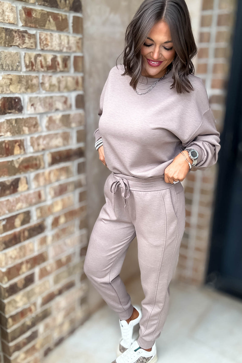Crew Neck Cocoa Scuba Crewneck Pullover